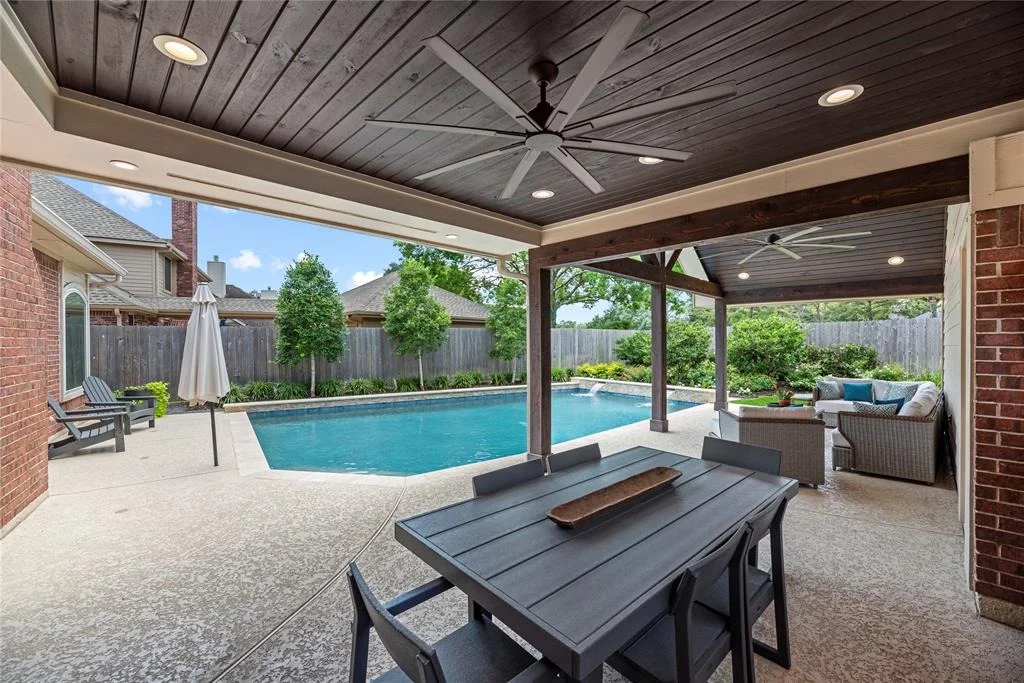 Photo of 1310 Blackthorne Drive