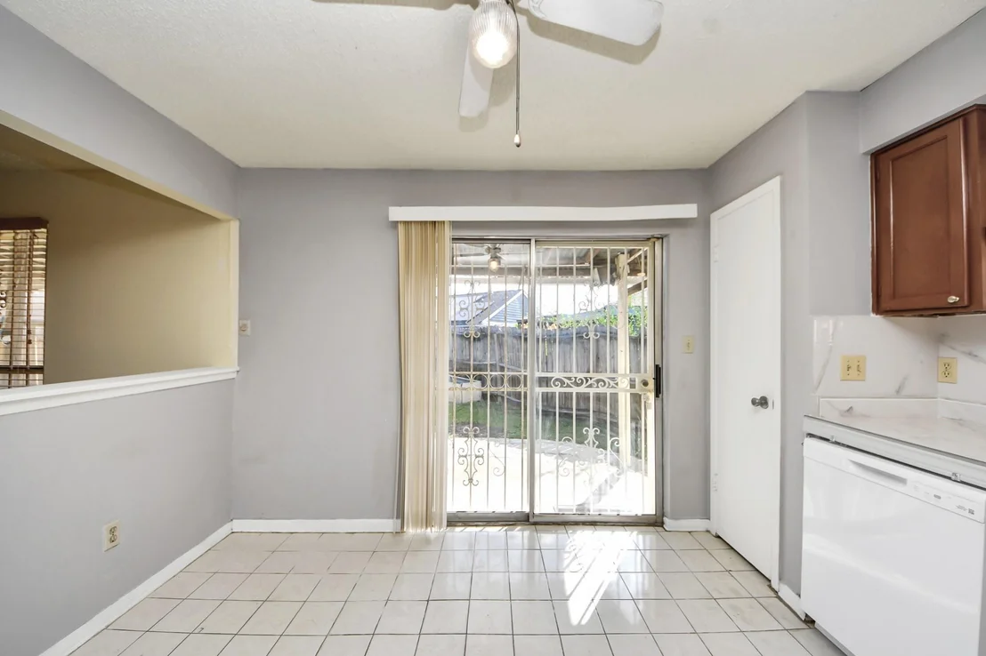 Photo of 6643 Briar Glade Drive