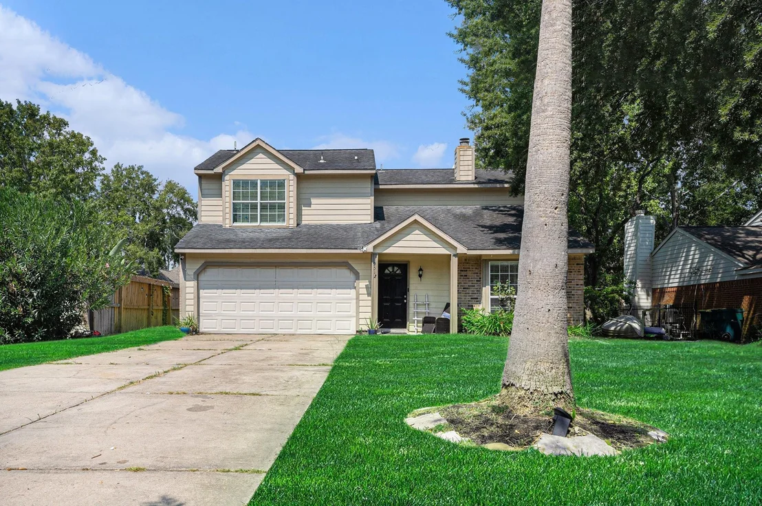 Photo of 2512 Sawyer Drive