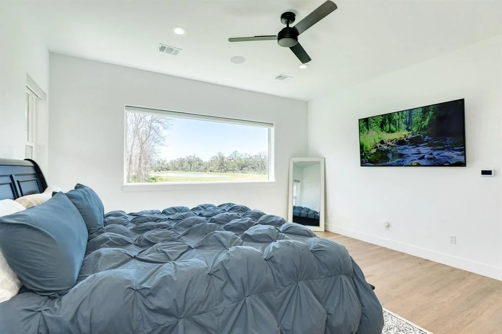 Photo of 7827 County Road 400