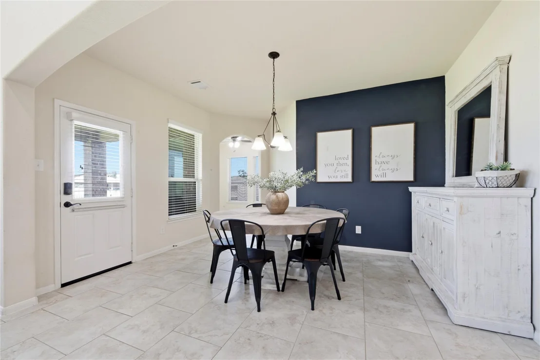 Photo of 9519 Wheatfield Lane