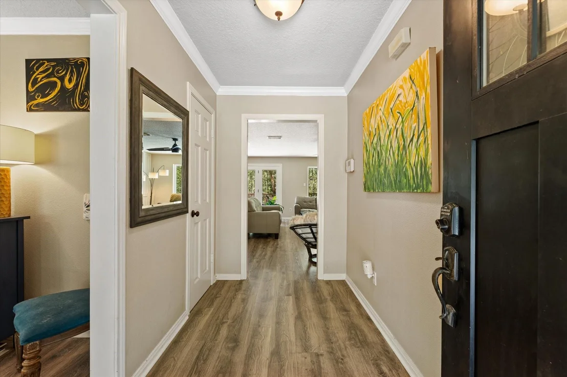 Photo of 57 Lake Forest Circle