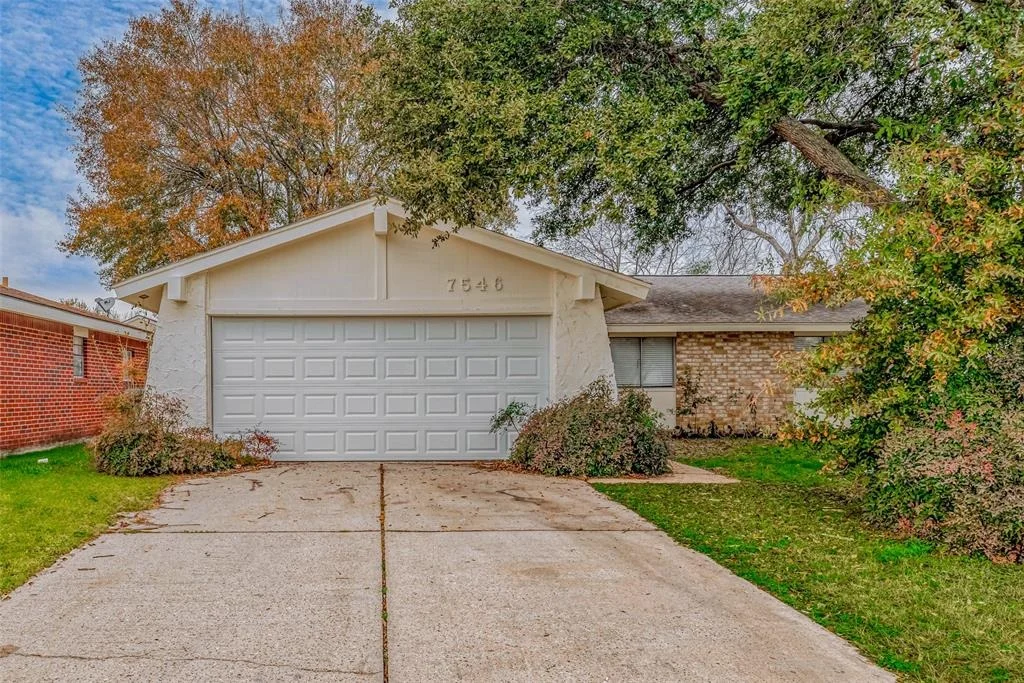 Photo of 7546 Bubbling Spring Lane