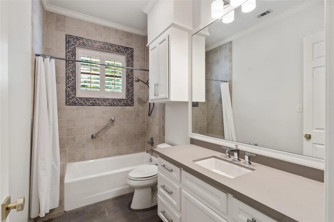 Photo of 1240 Archley Drive