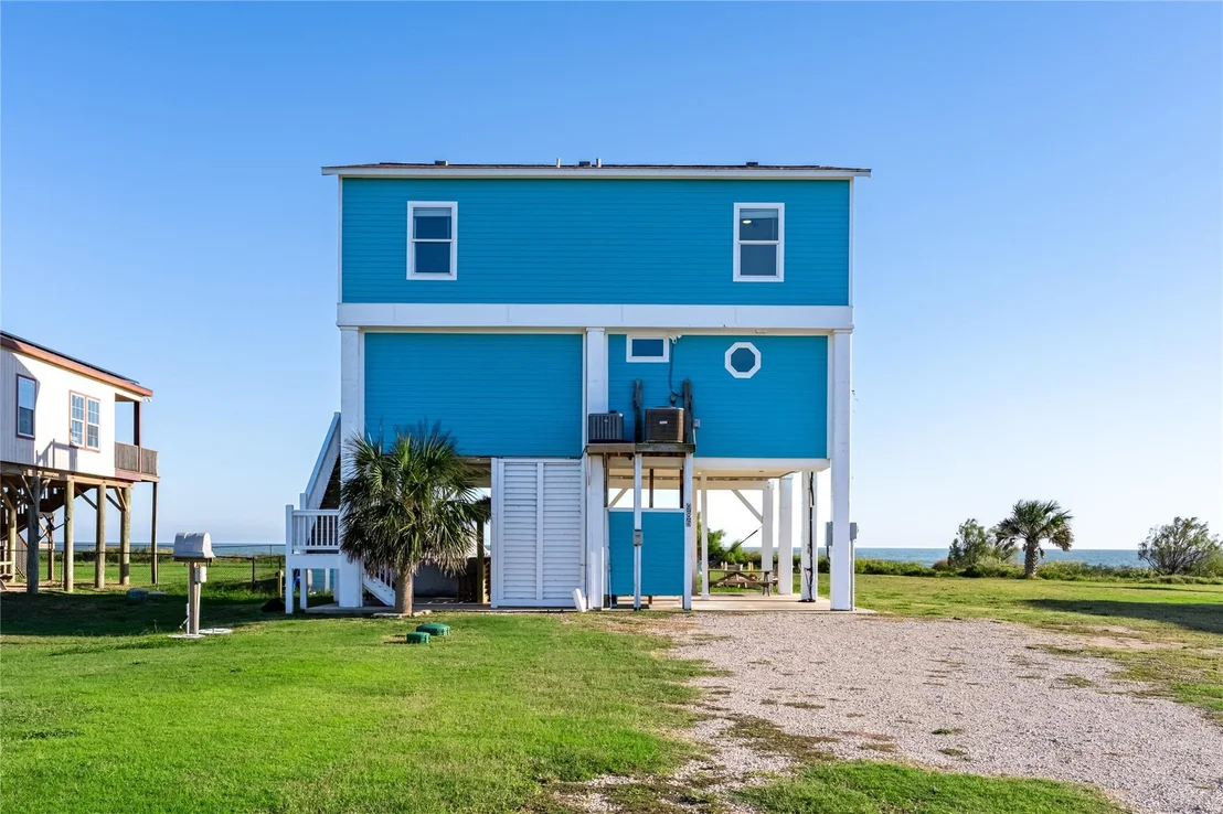 Photo of 986 Edson Drive