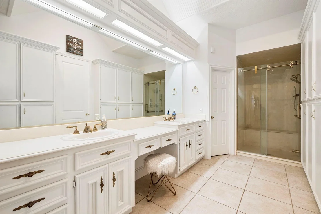 Photo of 2922 Cedar Woods Place