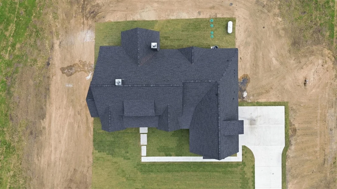 Photo of 467 Springfield Trail