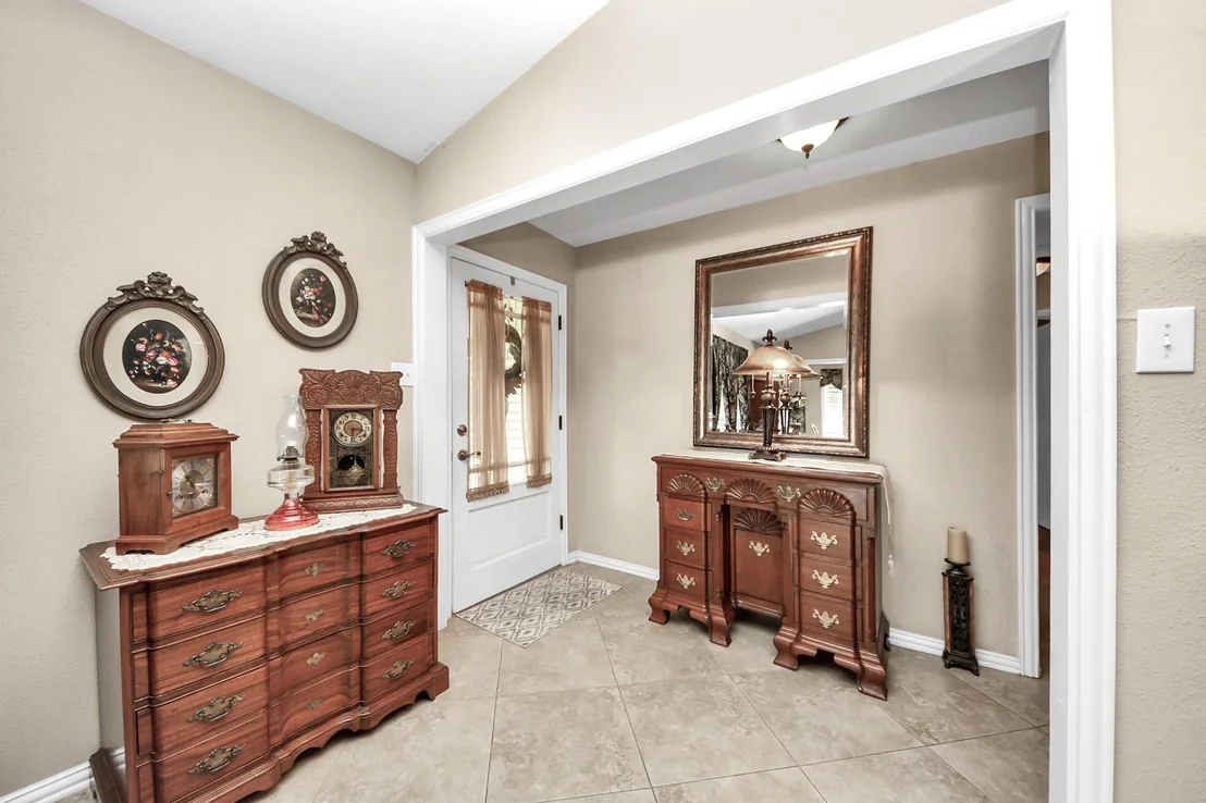 Photo of 15810 Merle Road