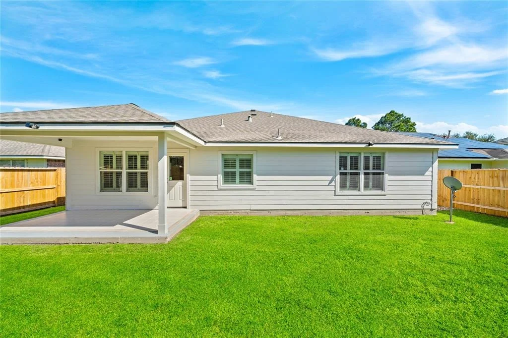 Photo of 6919 Sterling Hollow Drive