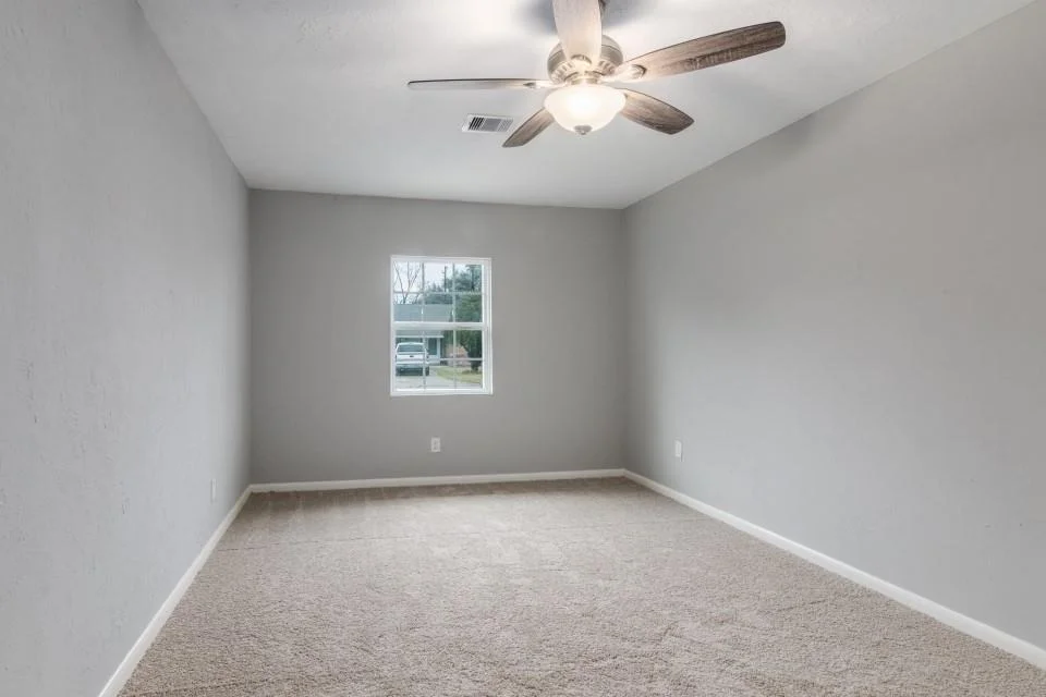 Photo of 201 Floradora Lane