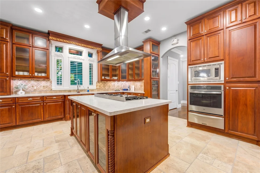 Photo of 200 Creekside Court