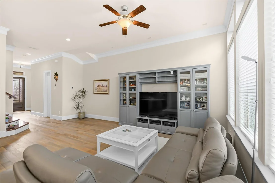 Photo of 1415 Devonshire Manor Lane