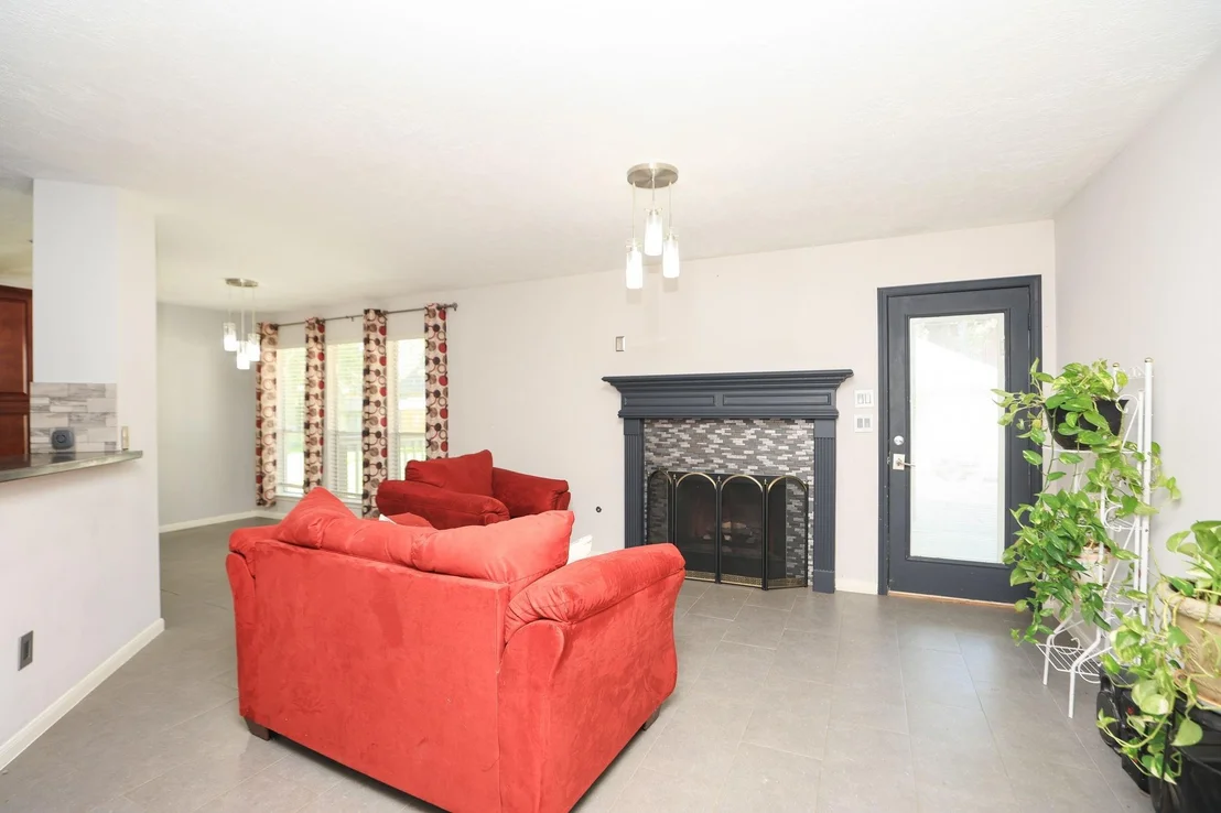 Photo of 10403 Twin Oak Drive