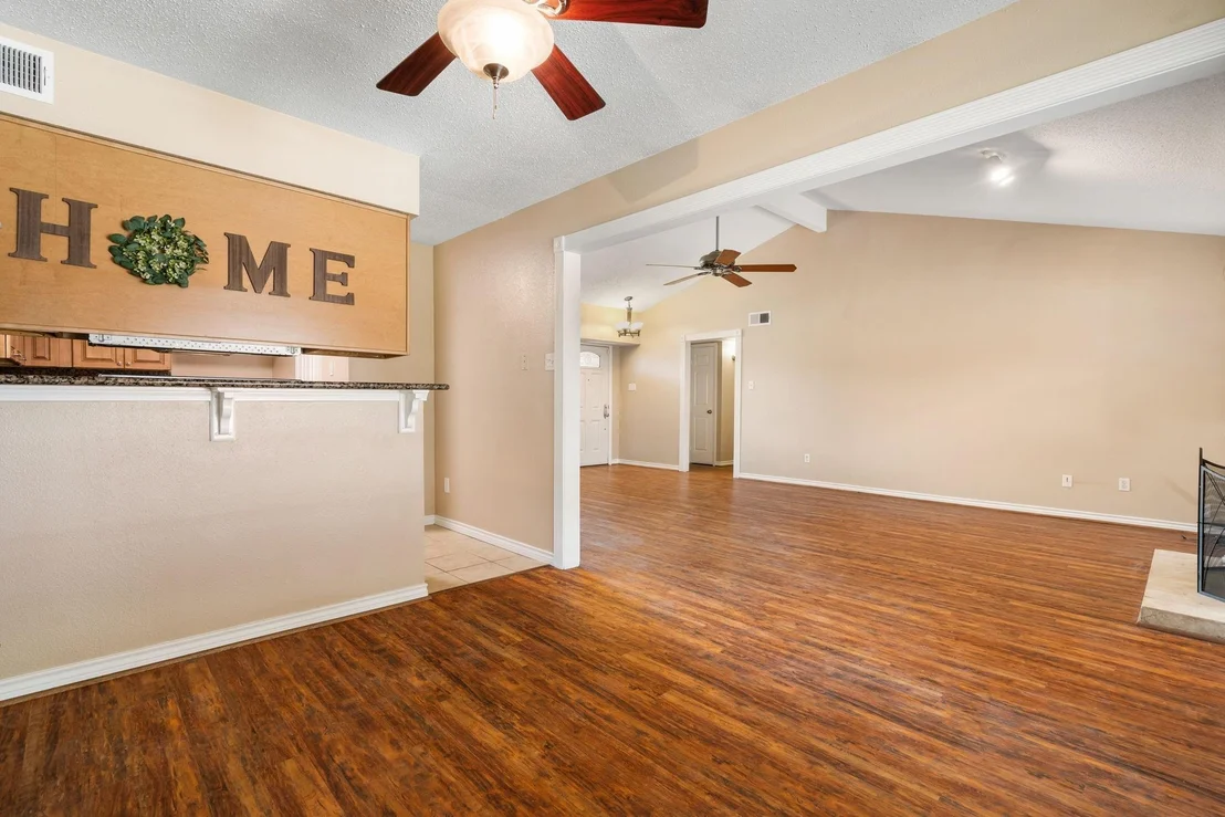 Photo of 3127 Windmill Street