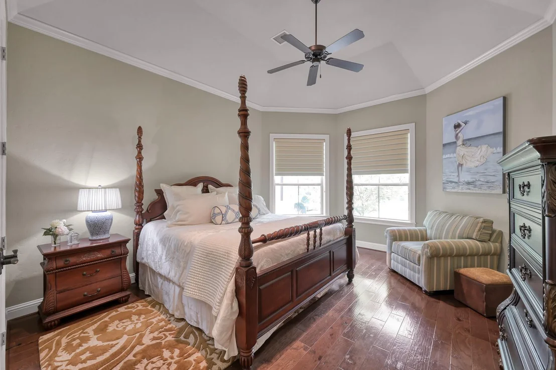 Photo of 12324 White Oak Point