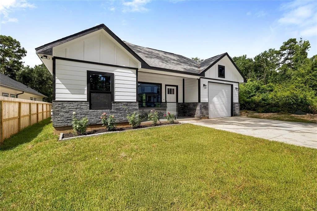 Photo of 4170 Ben Milam Road