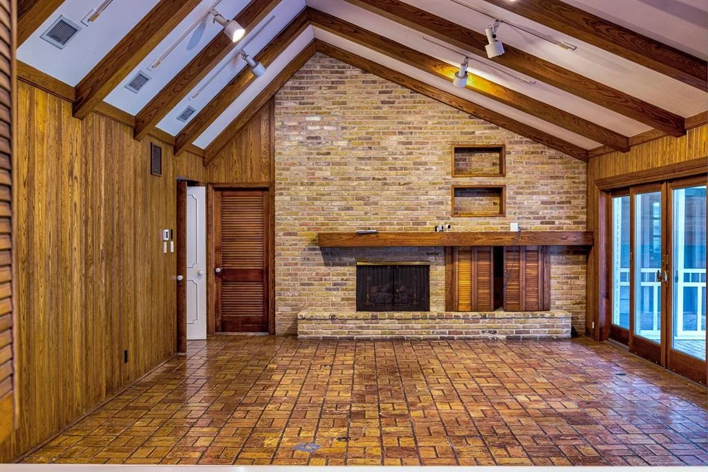 Photo of 246 Chimney Rock Road