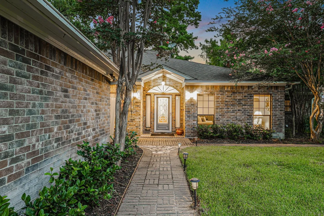 Photo of 40 Pebble Beach Circle