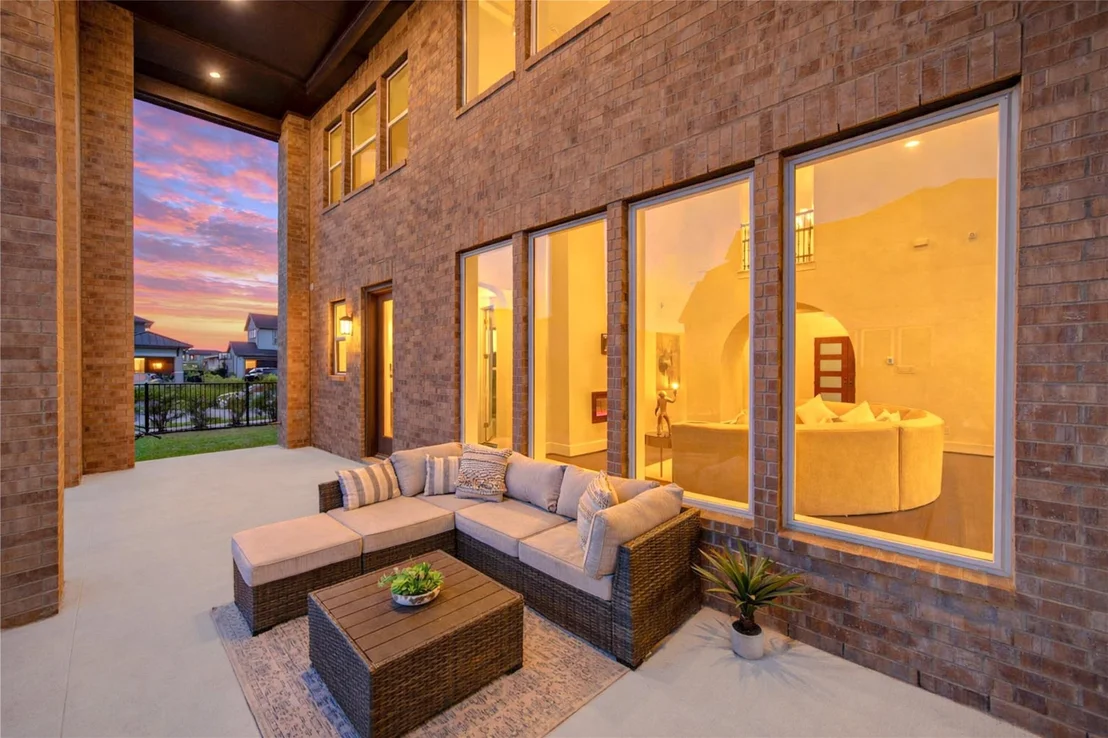 Photo of 21339 Crescent Winged Drive