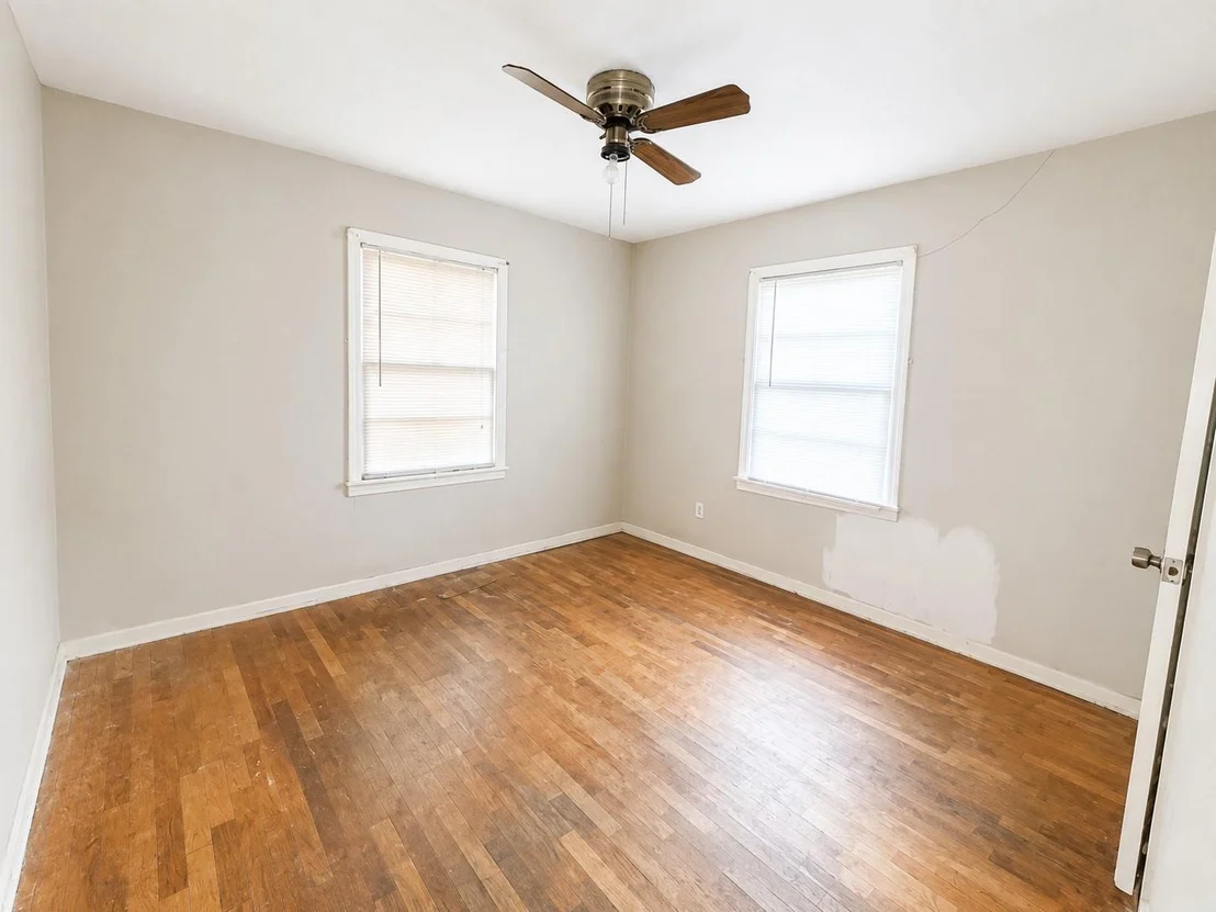 Photo of 6003 Glen Lee Drive