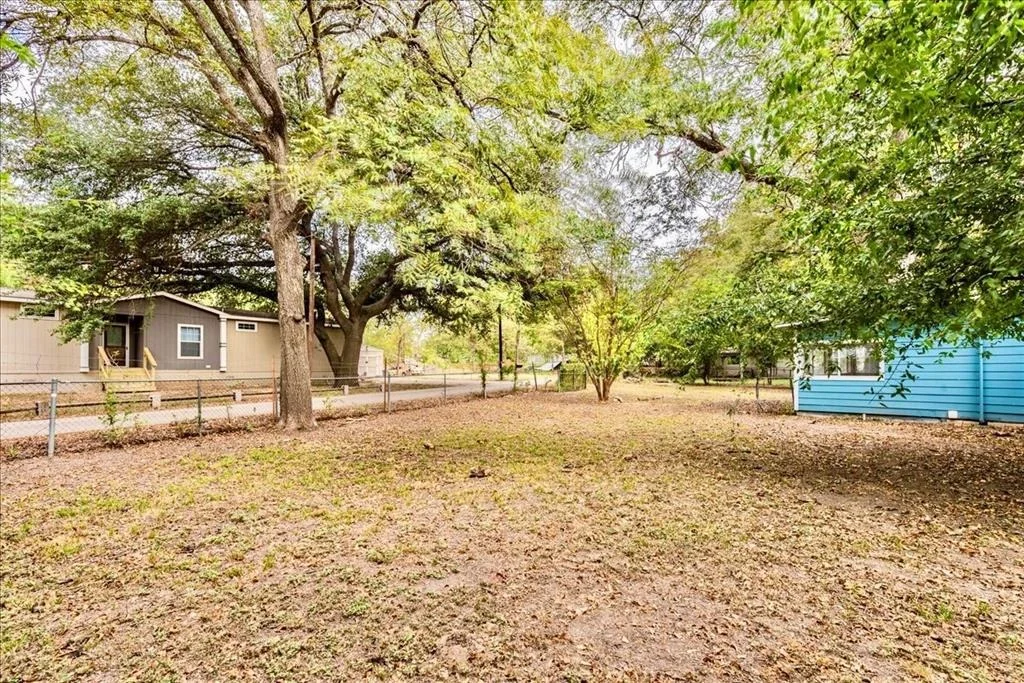 Photo of 1124 Timber Elm