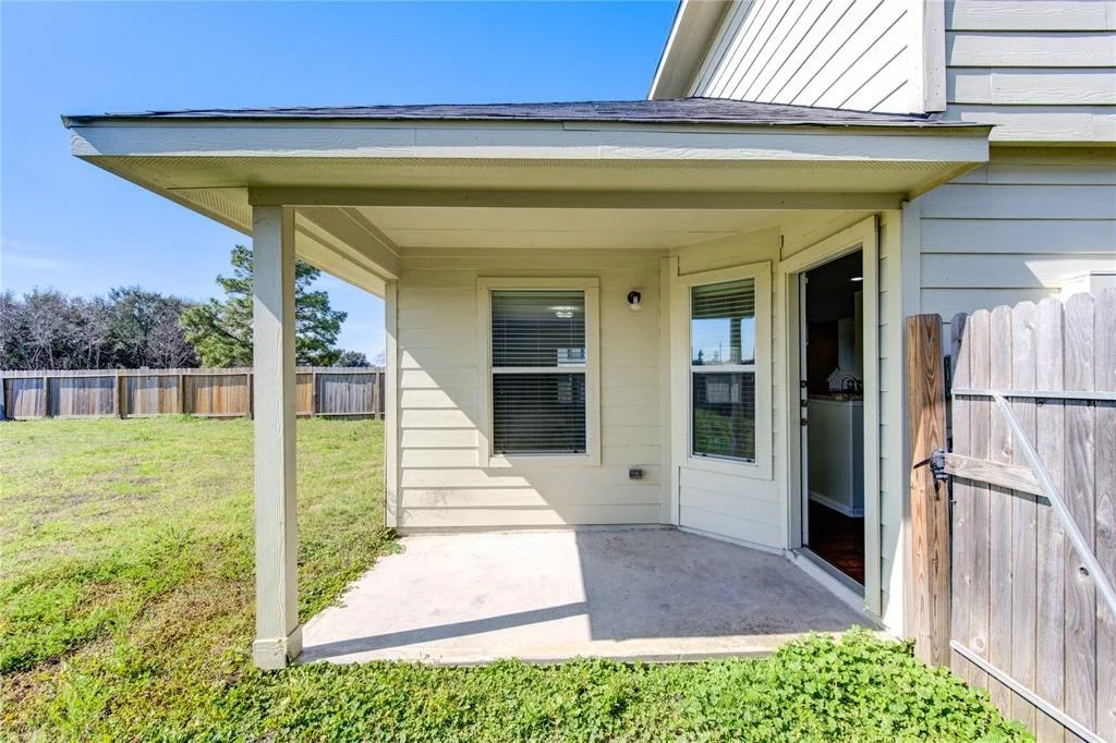 Photo of 863 Sun Prairie Drive