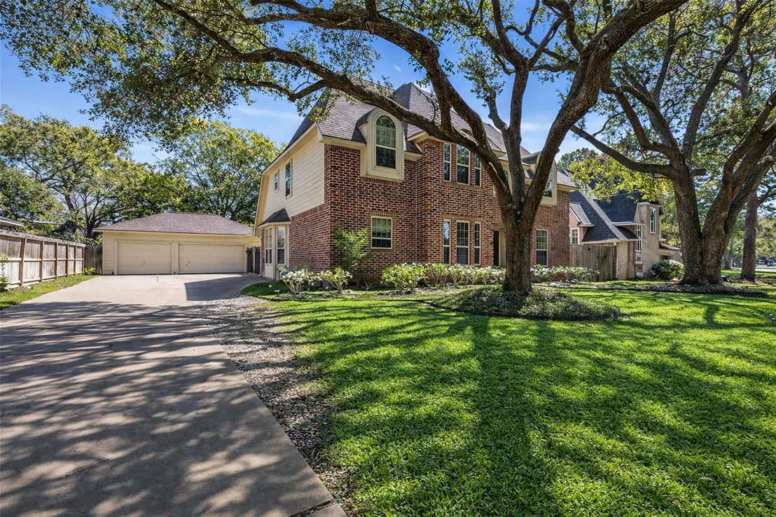 Photo of 5010 Tarnbrook Drive