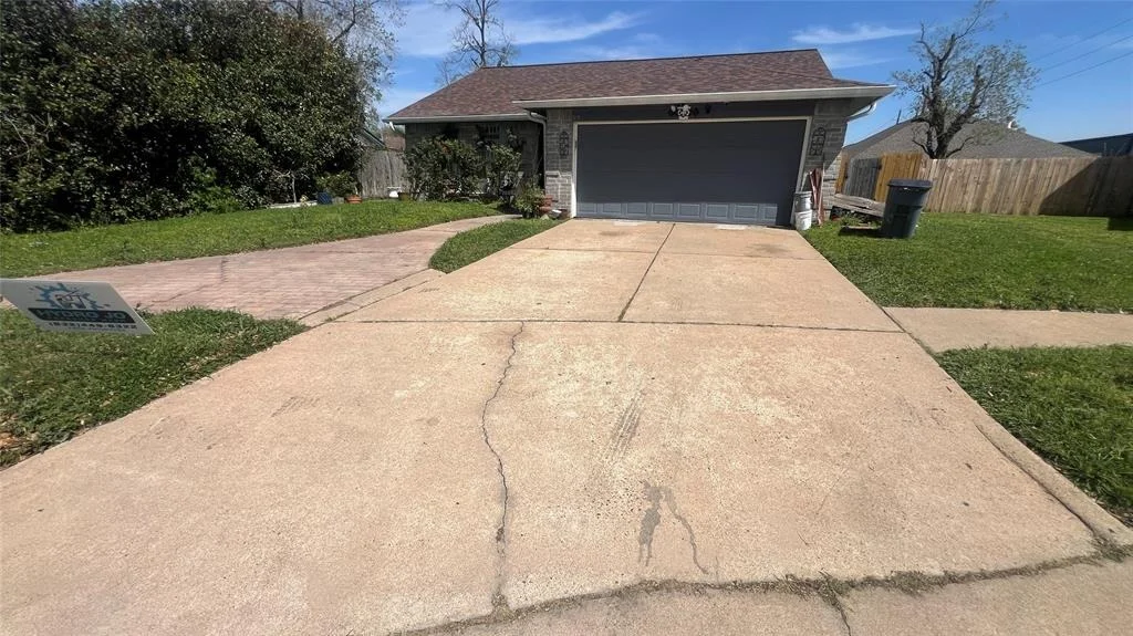 Photo of 8115 Crestwick Drive