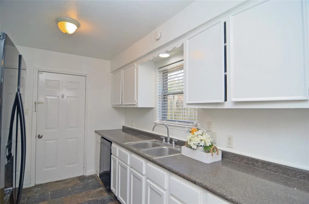 Photo of 1806 Chickadee Drive