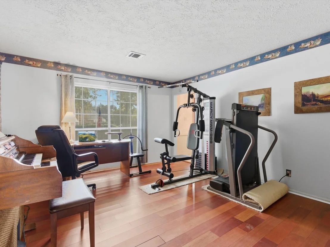 Photo of 5226 Springton Lane