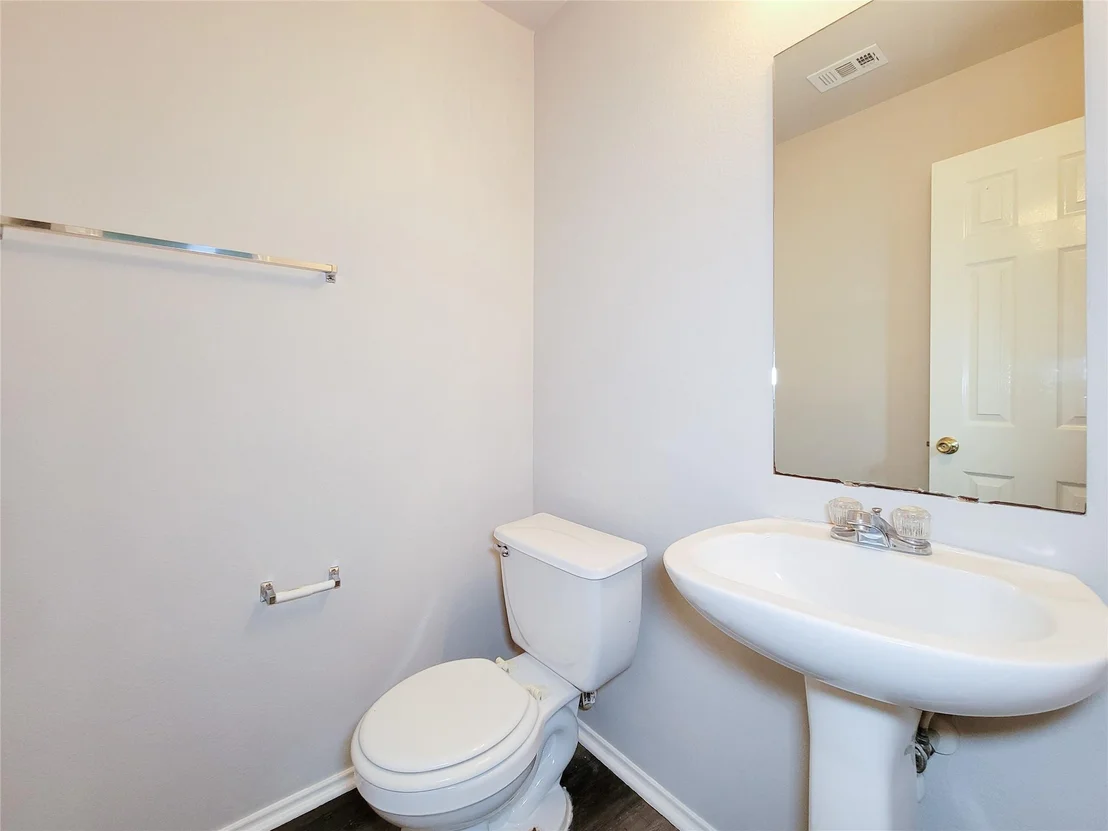 Photo of 5746 Roehampton Court