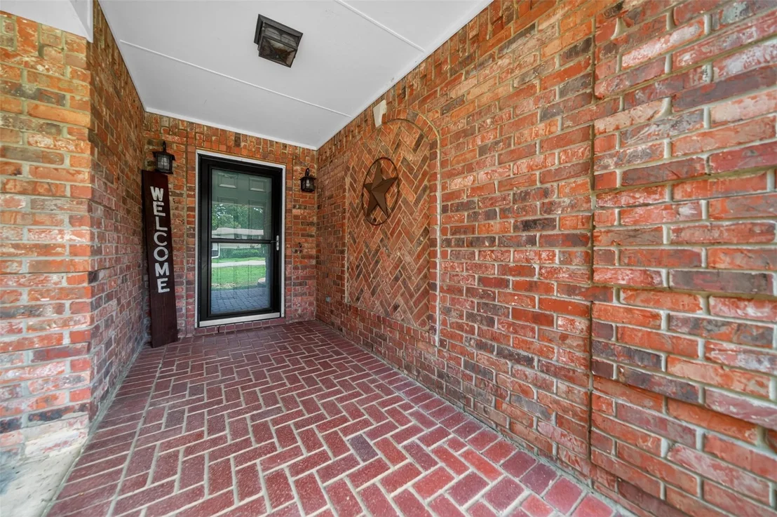 Photo of 20351 Eastern Hills Drive