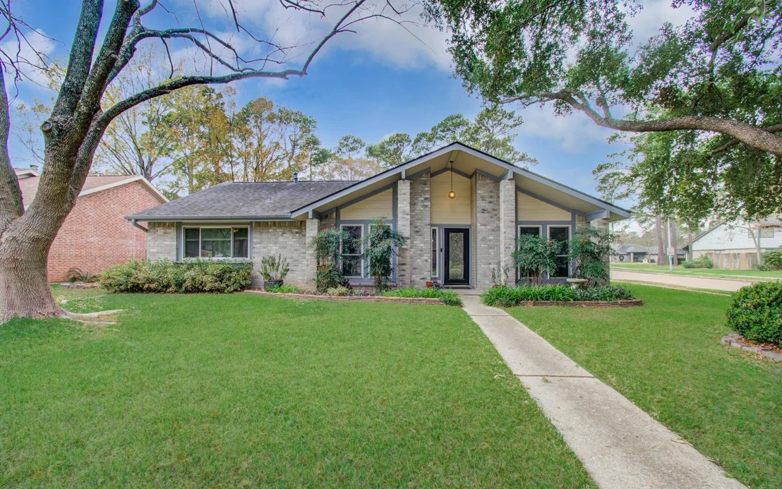 Photo of 17655 Seven Pines Drive