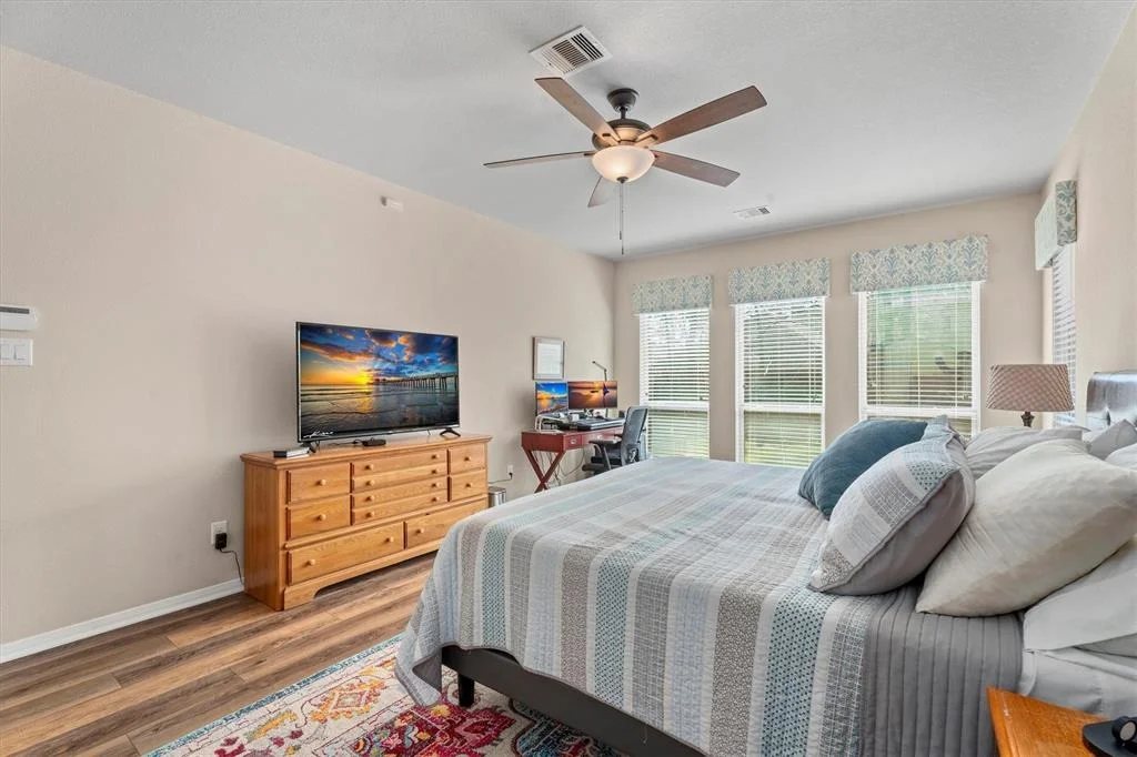 Photo of 2463 Garden Falls Drive