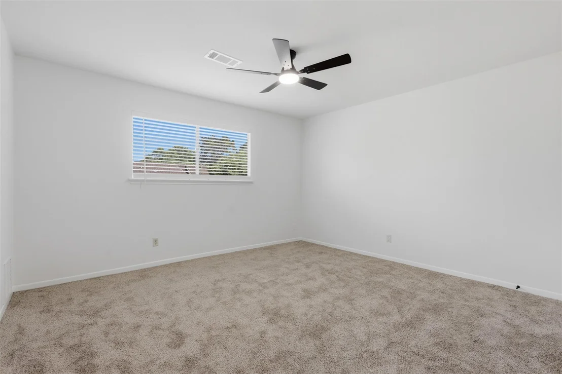 Photo of 16306 Mill Point