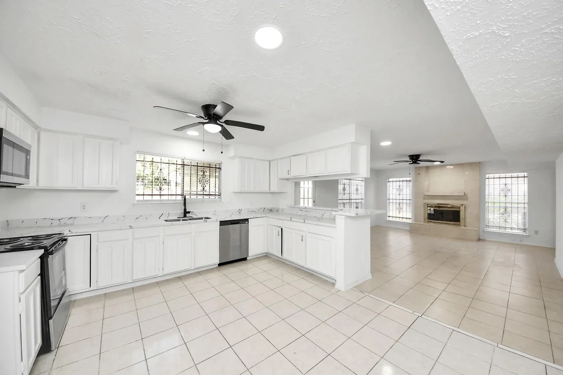 Photo of 13402 Pecan Oak Drive