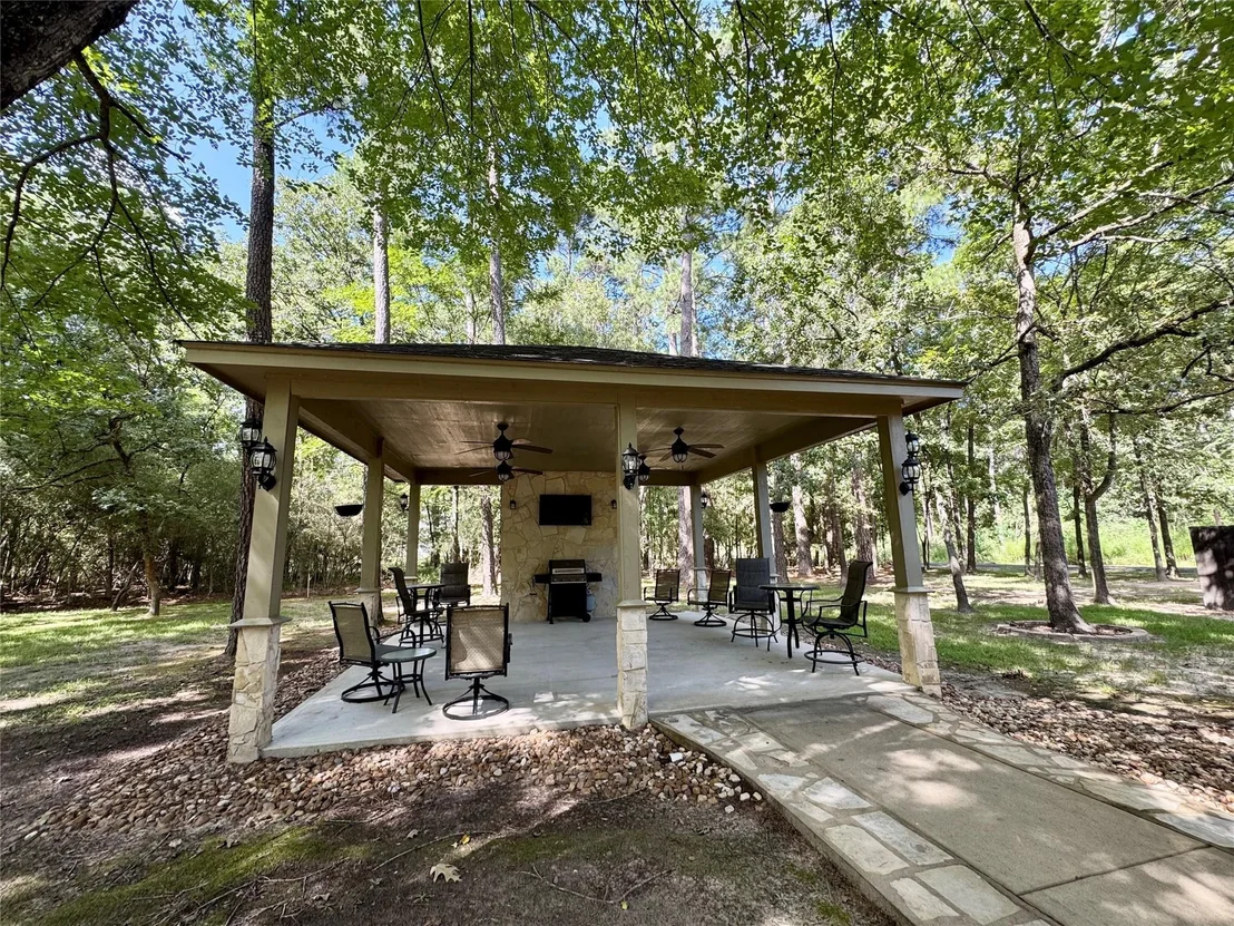 Photo of 125 Clear Springs