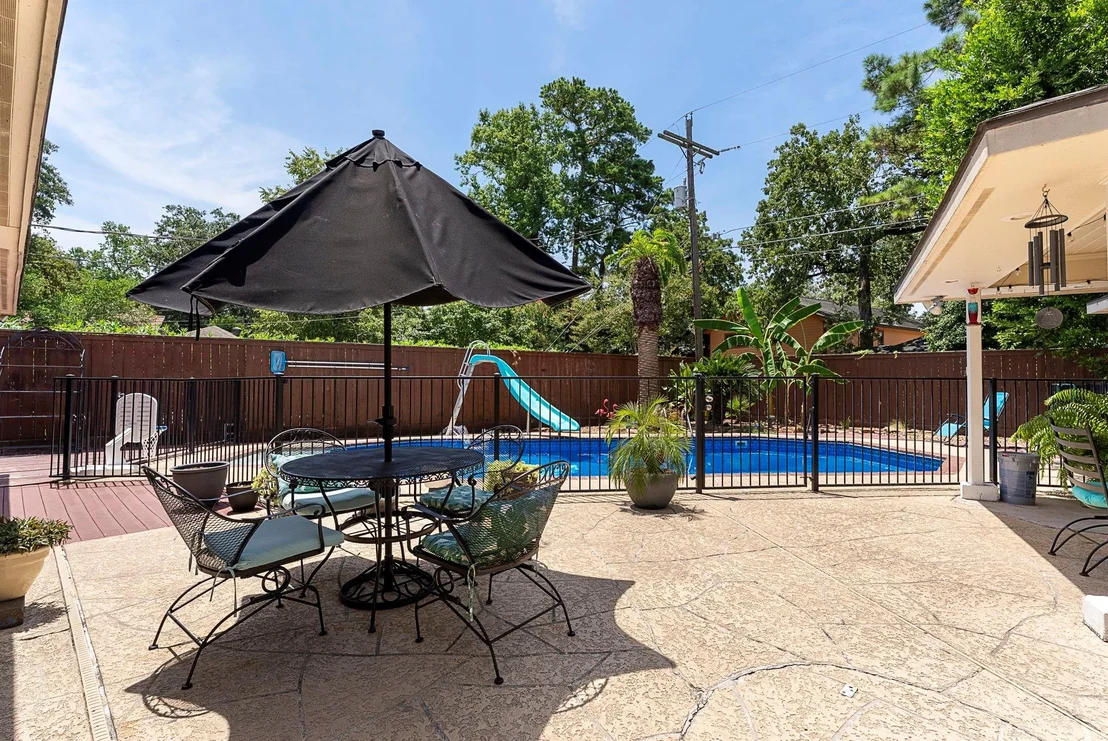 Photo of 618 Brook Hollow Drive