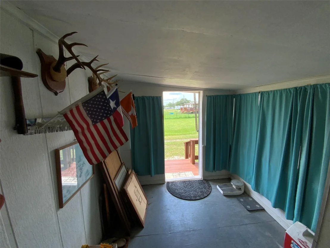 Photo of 160 Tupelo S