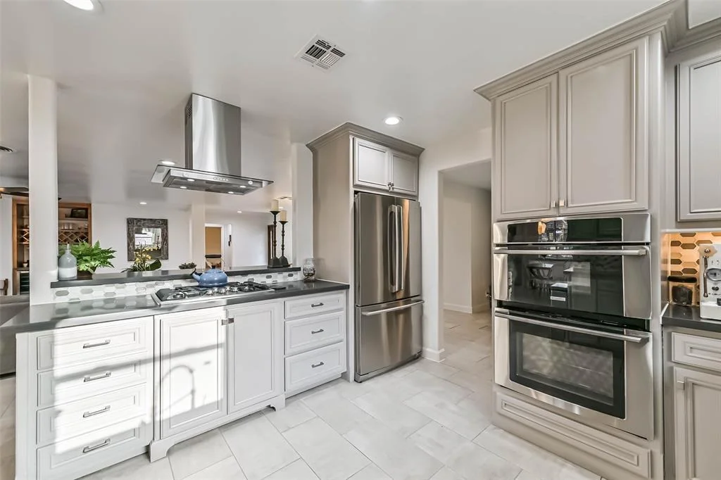 Photo of 5830 Valkeith Drive