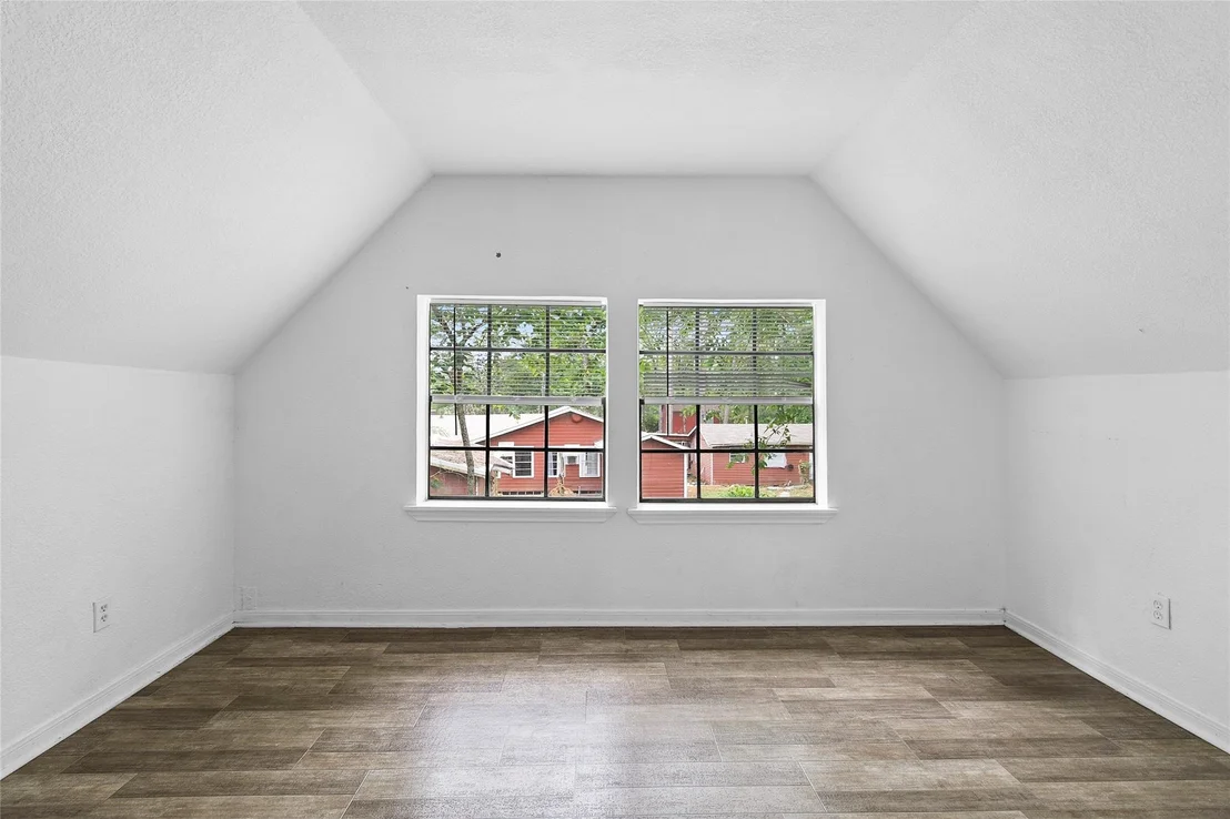 Photo of 6090 Skylane Drive