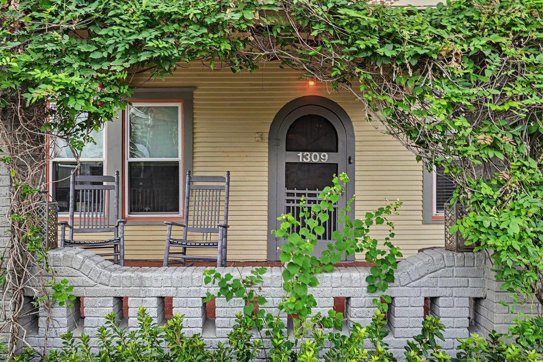 Photo of 1309 Willard Street