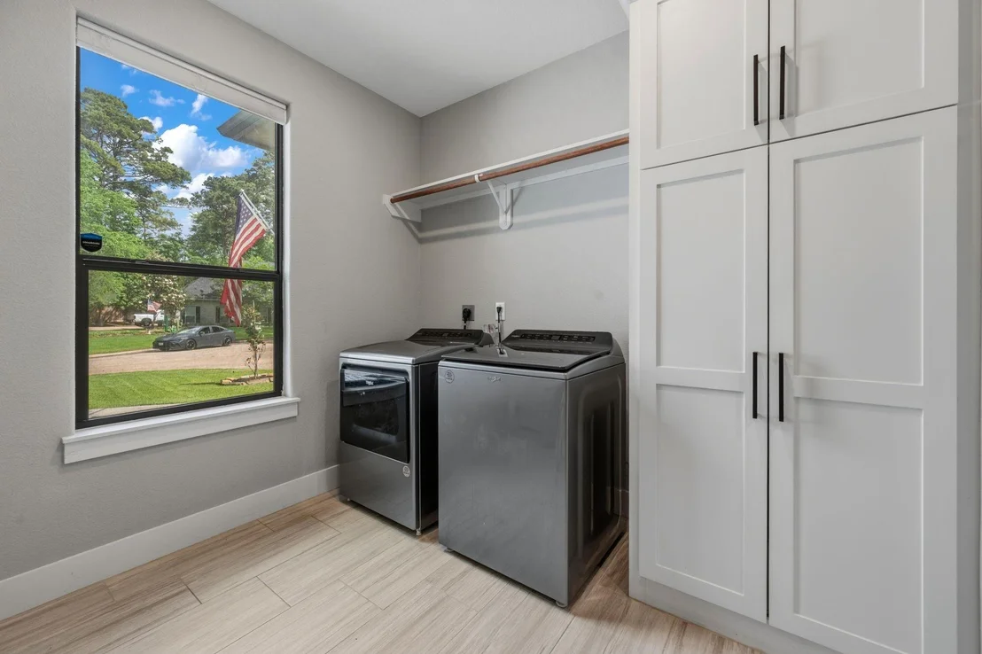 Photo of 13211 Doral Circle