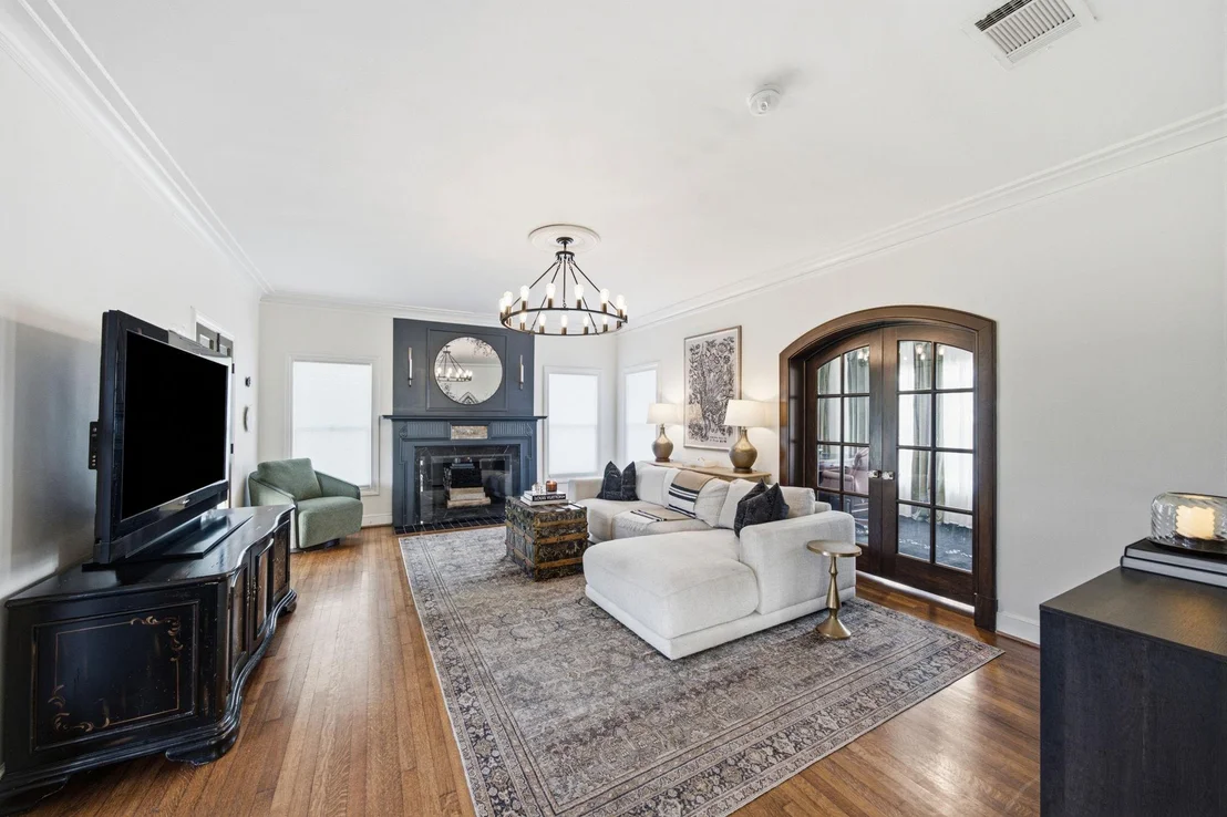 Photo of 210 Coronado Street
