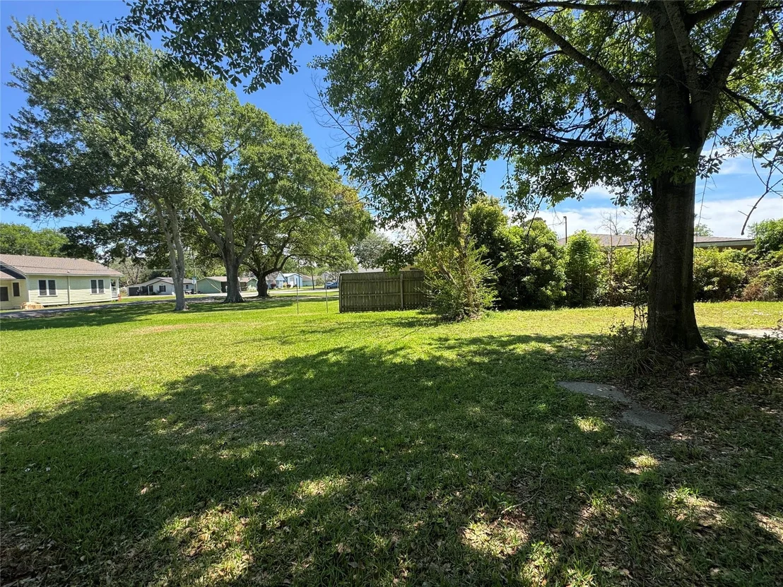 Photo of 5419 Whitaker Street