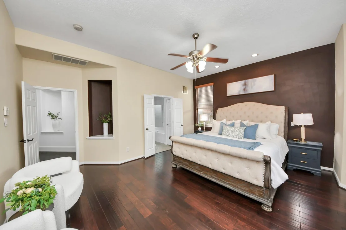 Photo of 11003 Leigh Woods Drive
