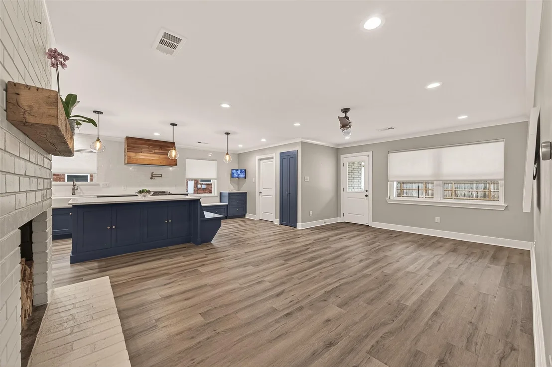 Photo of 10606 Riverview Drive