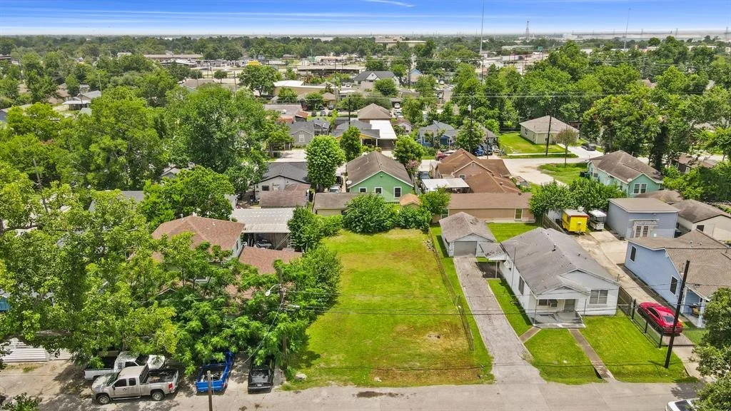 Photo of 7409 Anzac Street