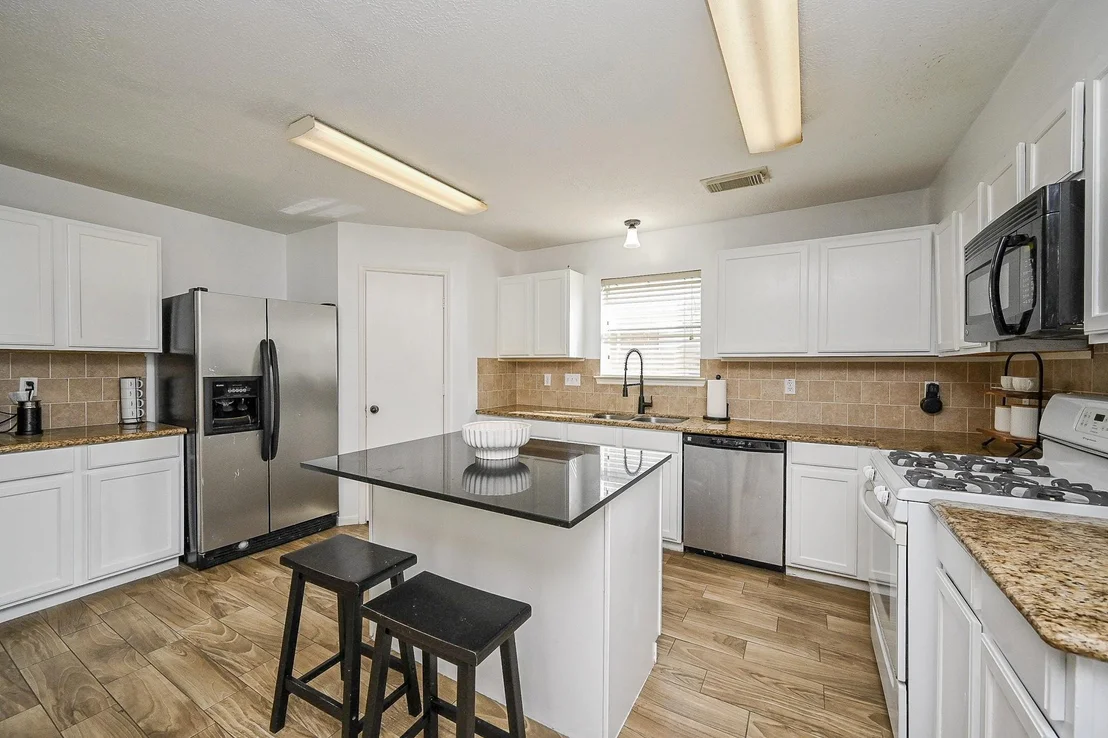 Photo of 2534 Halstead Drive