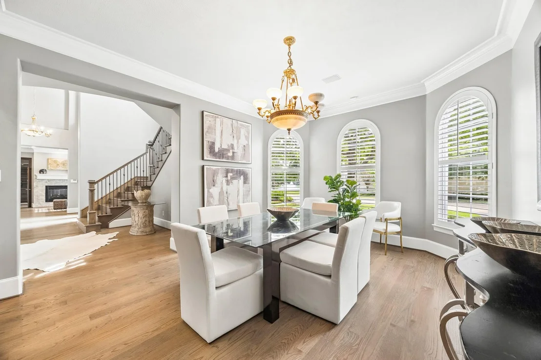 Photo of 907 Enclave Lake Drive